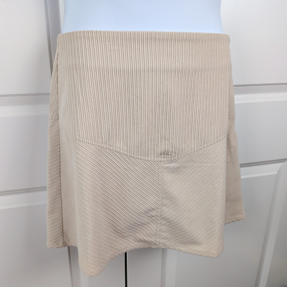 Preppy Tan Corduroy Mini Skirt Beige‎ Chevron Panel Size Large